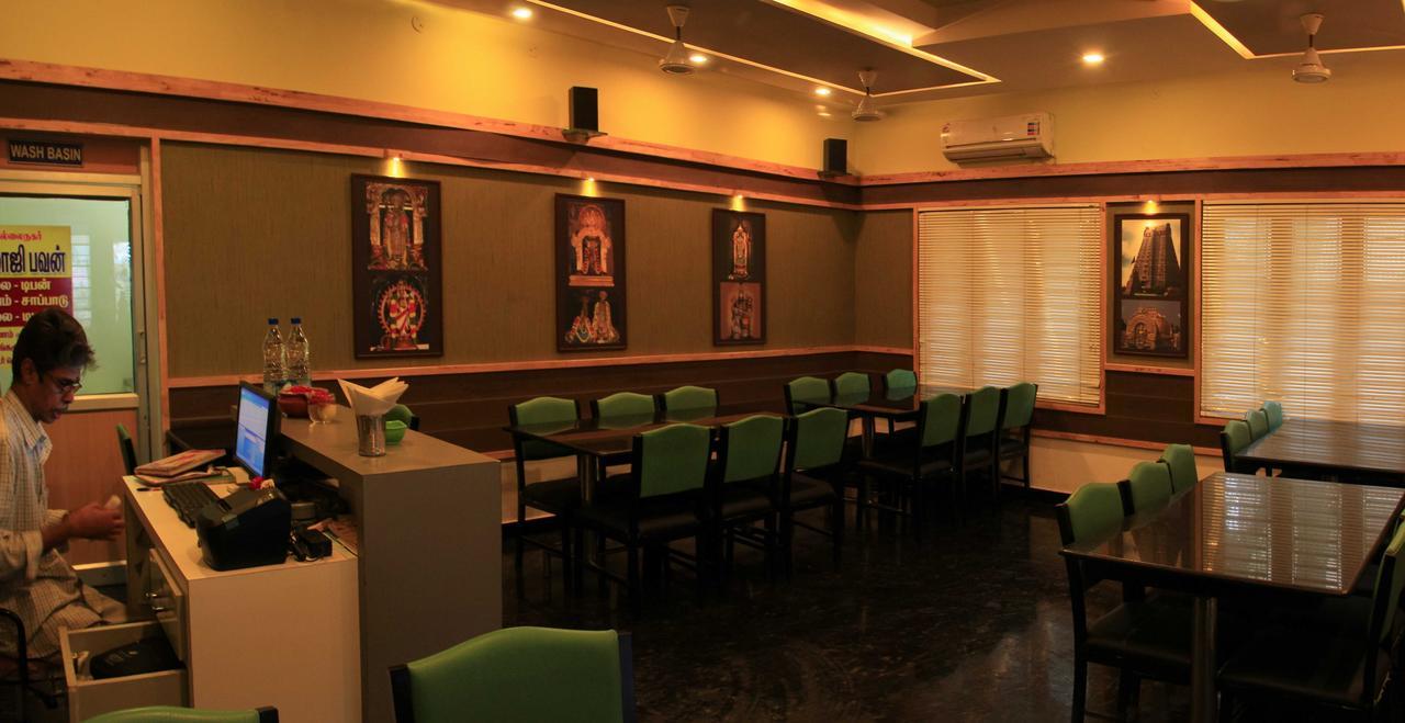 Hotel Sri Hayagriva Tiruchirappalli Zewnętrze zdjęcie